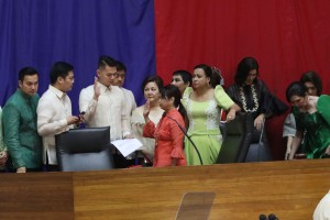 Arroyo vows to 'carry out' Duterte's legislative agenda at House