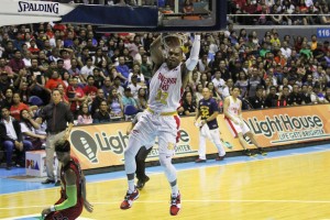 Ginebra equalizes vs. SMB behind Brownlee's hot night