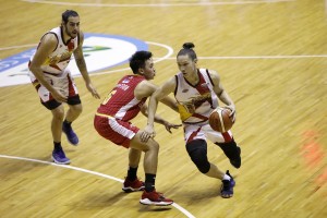 Ginebra tries to close out SMB in Commissioner's Cup Finals
