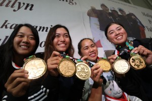 Asiad gold winners come home