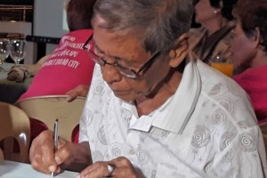 1st batch of Davao seniors enrolled to 'Pagkalinga' program