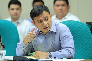 Angara calls for Cebu-IATF dialogue to settle face mask row