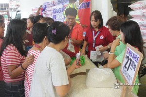 Supermarkets say it's hard to get permit to sell NFA rice