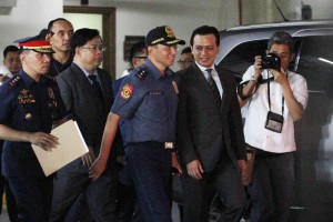Trillanes returns to Senate after posting bail