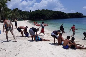  Coast Guard trains Boracay lifeguards