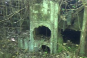Abandoned Bataan cemetery breeds scary tales