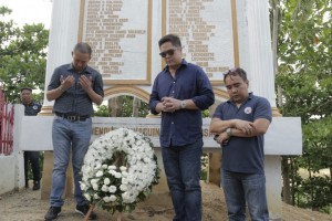 PCOO chief pays tribute to Maguindanao massacre victims