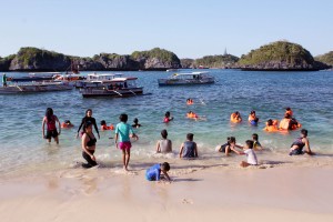  Alaminos City aligns tourism code with DOT’s standards