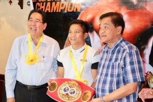 Young boxing champ gets inspiration from Pacman