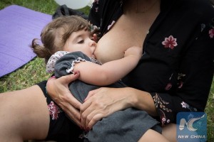 Breastfeeding linked to smaller waistline of mothers