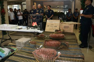 Couple selling arms to local terrorists nabbed in Valenzuela