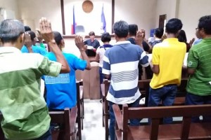28 farmers in southern Negros take oath as potential ARBs