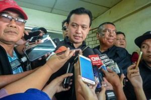 Pasay court defers Trillanes arraignment for grave threat