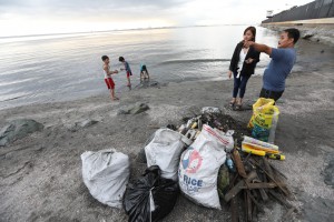9K tons of waste end up in Manila Bay: DENR