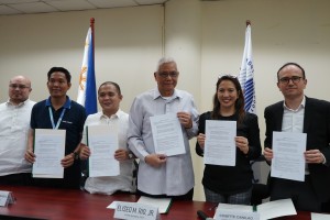 DICT signs MOU with Aboitiz for rollout of cell towers  
