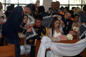 19 couples tie knots at annual PNP mass wedding