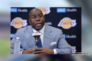 Magic Johnson steps down as Lakers president of basketball operations