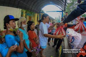 Retailers, bakers open to price freeze in quake-hit areas