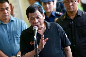Let Comelec explain faulty vote counting machines: Duterte