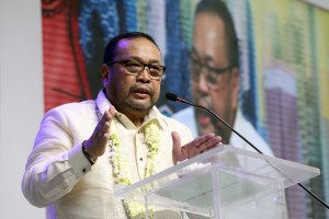 Solons debunk lobby money claim over economic restrictions lifting