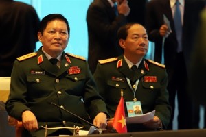 Vietnamese defense minister calls for unity in Asean meeting