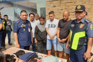 2 'couriers' linked to P2.5-B drug haul nabbed in Las Piñas raid