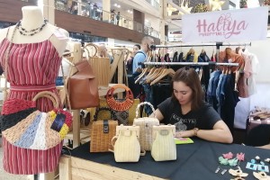 PH clothing line revives Filipino weaving culture