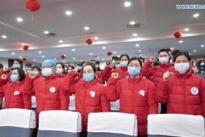 China sends 6K medics to Hubei in virus fight