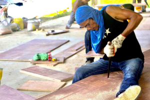 Dinagat carpenters get help to build beds for Covid care centers