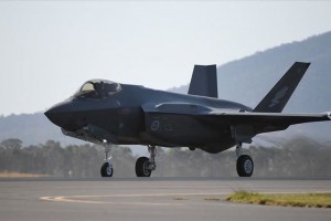 Japan to buy 105 F-35 fighter jets from US