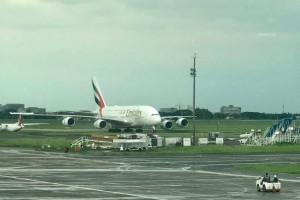 Emirates' 1st commercial flight lands in Clark