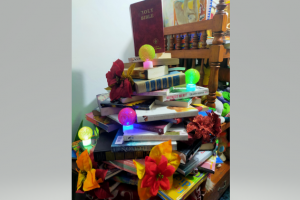 Christmas tree fit for bookworms