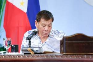 PRRD inks memo expediting LGUs’ vaccine procurement