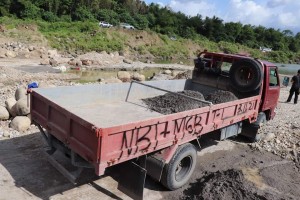 Laguna village chair, 4 others nabbed for illegal quarrying