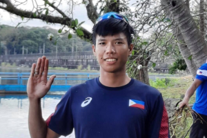 Pinoy rower Cris Nievarez qualifies for quarterfinals