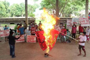 Exploited north Negros villagers withdraw support from CPP-NPA