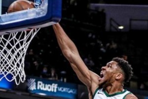 Giannis scores 40 points in Bucks’ 118-116 win over 76ers