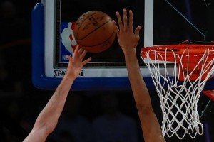 Suns take 2-0 lead over Clippers with Ayton's winning dunk