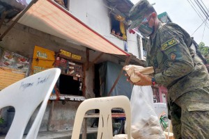 JTF-NCR, partners give 12K hot meals to NCR residents