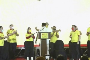 Acting mayor leads admin bets in Cebu City