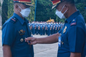PRO-9 fetes 6 cops for exemplary performance of duty