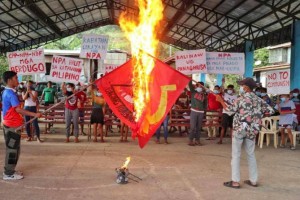 CPP-NPA getting ‘irrelevant’ in Visayas: Viscom chief