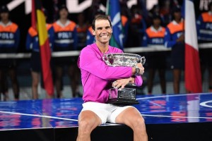 Federer, Djokovic hail Nadal on historic 21st Grand Slam title