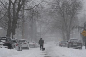 US bracing for massive winter storm