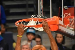 Knicks' Obi Toppin wins 2022 NBA All-Star Slam Dunk contest