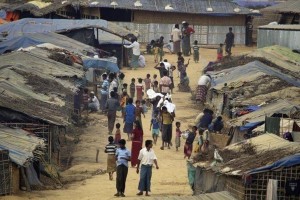 Over 500 Rohingya flee Malaysian detention center, 6 killed
