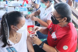 DOH reiterates face masks protect vs. Covid, other infections