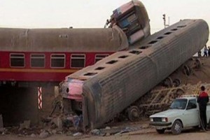 At least 17 killed as train derails in eastern Iran