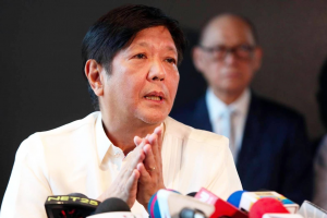 Marcos charts independent foreign policy, 'friend to all' stance