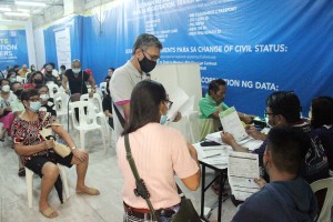 Comelec vows tight watch vs. multiple registrants during voter sign-up